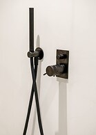 Stylishly Renovated Studio in Ghent s Lively Center