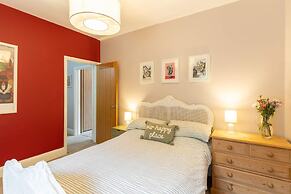 Host Stay Clearmount Cottage