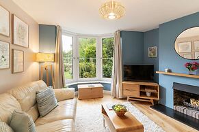 Host Stay Clearmount Cottage