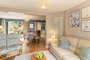 Host Stay Clearmount Cottage