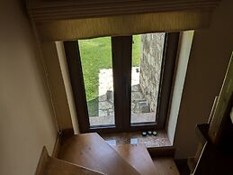 Mountain Trails Chalet-three Story Escape Parnassos-livadi- Arachova