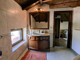 Mountain Trails Chalet-three Story Escape Parnassos-livadi- Arachova