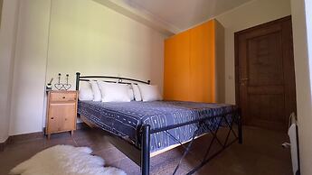 Mountain Trails Chalet-three Story Escape Parnassos-livadi- Arachova