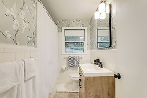 Quiet Getaway ~ 8 Mi to Downtown Atlanta!