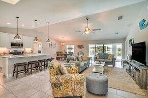 Cape Coral Home w/ Lanai ~ 7 Mi to Marina!