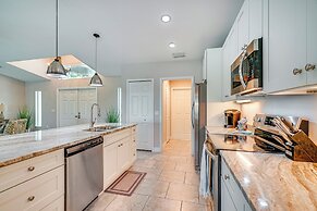 Cape Coral Home w/ Lanai ~ 7 Mi to Marina!