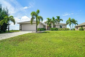 Cape Coral Home w/ Lanai ~ 7 Mi to Marina!