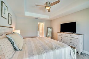 Cape Coral Home w/ Lanai ~ 7 Mi to Marina!