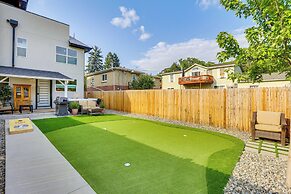 Hot Tub & Mtn-view Rooftop Deck: Golden Home