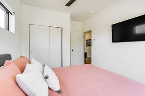 Mtn-view 'slopeside Chalet' in Granby Ranch!