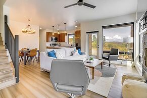 Mtn-view 'slopeside Chalet' in Granby Ranch!