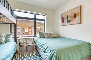 Mtn-view 'slopeside Chalet' in Granby Ranch!