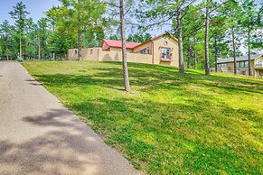 Ruidoso Retreat w/ Hot Tub & Patio!