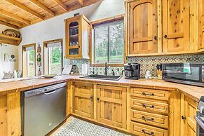 Ruidoso Retreat w/ Hot Tub & Patio!