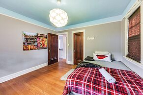 6 Mi to Naval Base: Spacious Waukegan Home w/ Yard