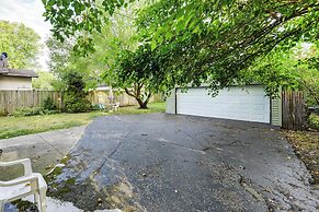 6 Mi to Naval Base: Spacious Waukegan Home w/ Yard