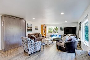 Rockaway Beach House - Walk to Ocean!