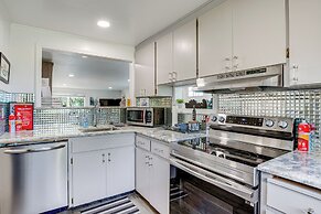 Rockaway Beach House - Walk to Ocean!