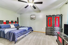 Pocono Getaway: Hot Tub, Community Lake Access!