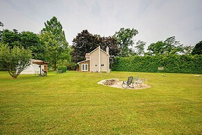 15 Mi to Penn State: Hideaway w/ Fire Pit!