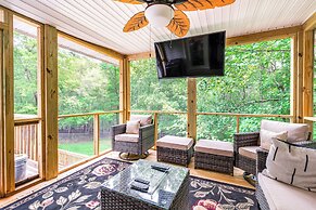 Home w/ Decks & River Access in Mt Gilead!