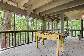 Spacious Jasper Cabin w/ Decks & Pool Access!