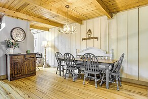 Spacious Jasper Cabin w/ Decks & Pool Access!