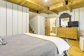 Spacious Jasper Cabin w/ Decks & Pool Access!
