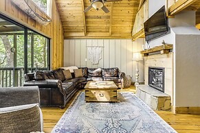 Spacious Jasper Cabin w/ Decks & Pool Access!