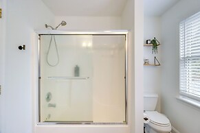 Water-view Deale Home: Walk to Marina, Restaurants