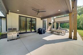 Kouts Home: High-end Retreat in Secluded Setting