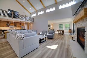 Kouts Home: High-end Retreat in Secluded Setting