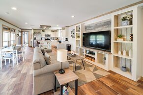 Texas Ranch Retreat: Swim On-site