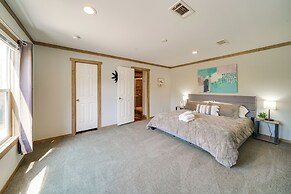 Texas Ranch Retreat: Swim On-site