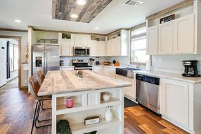 Texas Ranch Retreat: Swim On-site