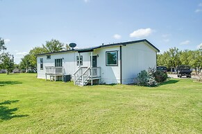 Legacy Ranch Home w/ Lake Access & Grill