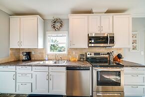 Legacy Ranch Home w/ Lake Access & Grill