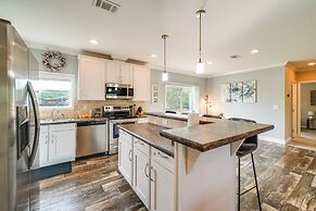 Legacy Ranch Home w/ Lake Access & Grill