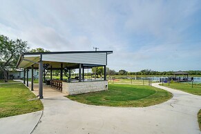 Legacy Ranch Escape: Game Room & Lake Access