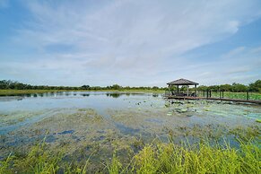 Pet-friendly Hill Country Hideaway w/ Deck