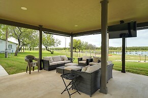 Texas Nature Escape: Lake & Game Room Access