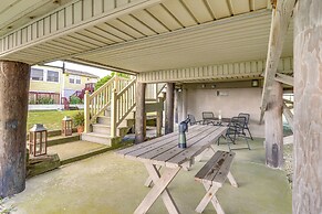 Lovely Coastal Home By Delaware Bay: Walk to Beach