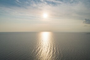 Lovely Coastal Home By Delaware Bay: Walk to Beach