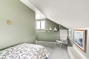 Lovely Coastal Home By Delaware Bay: Walk to Beach