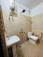 Goroomgo Alfa Lucknow