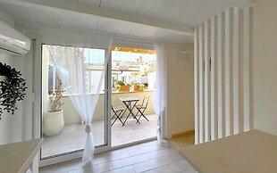 Nina Home in Noto With 1 Bedrooms and 1 Bathrooms