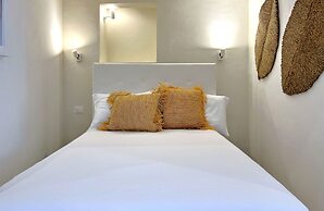 Nina Home in Noto With 1 Bedrooms and 1 Bathrooms