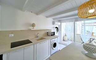 Nina Home in Noto With 1 Bedrooms and 1 Bathrooms