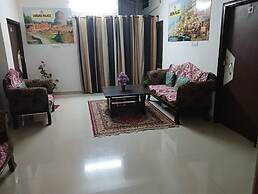 Goroomgo Varuna Stay Varanasi