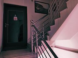 Goroomgo Varuna Stay Varanasi